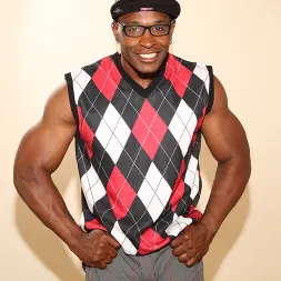 Akira Jyn in Akira Jyn (Photo 32) Akira Jyn in 'Next Door Studios' Akira Jyn (Thumbnail 32)