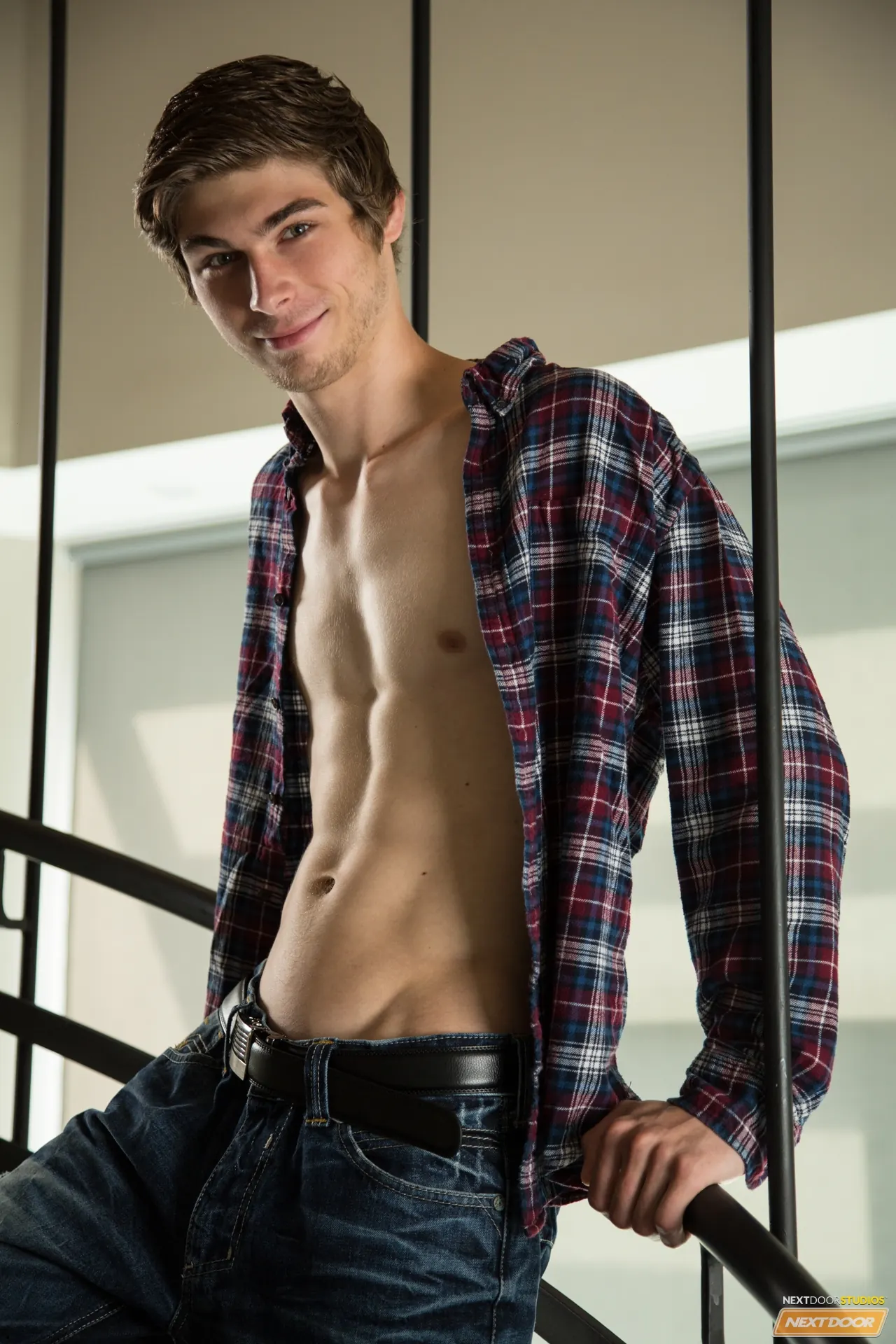 Next Door Studios 'Welcome Intruder' starring Alex Tanner A (Photo 5)