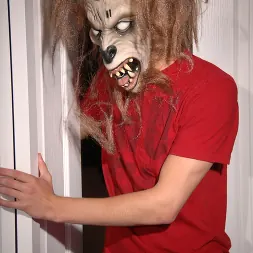 Alex Vaara in The Hidden One (Photo 1) Alex Vaara in 'Next Door Studios' The Hidden One (Thumbnail 1)