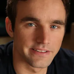 Andrew Collins in 'Next Door Studios' Andrew Collins (Thumbnail 6)