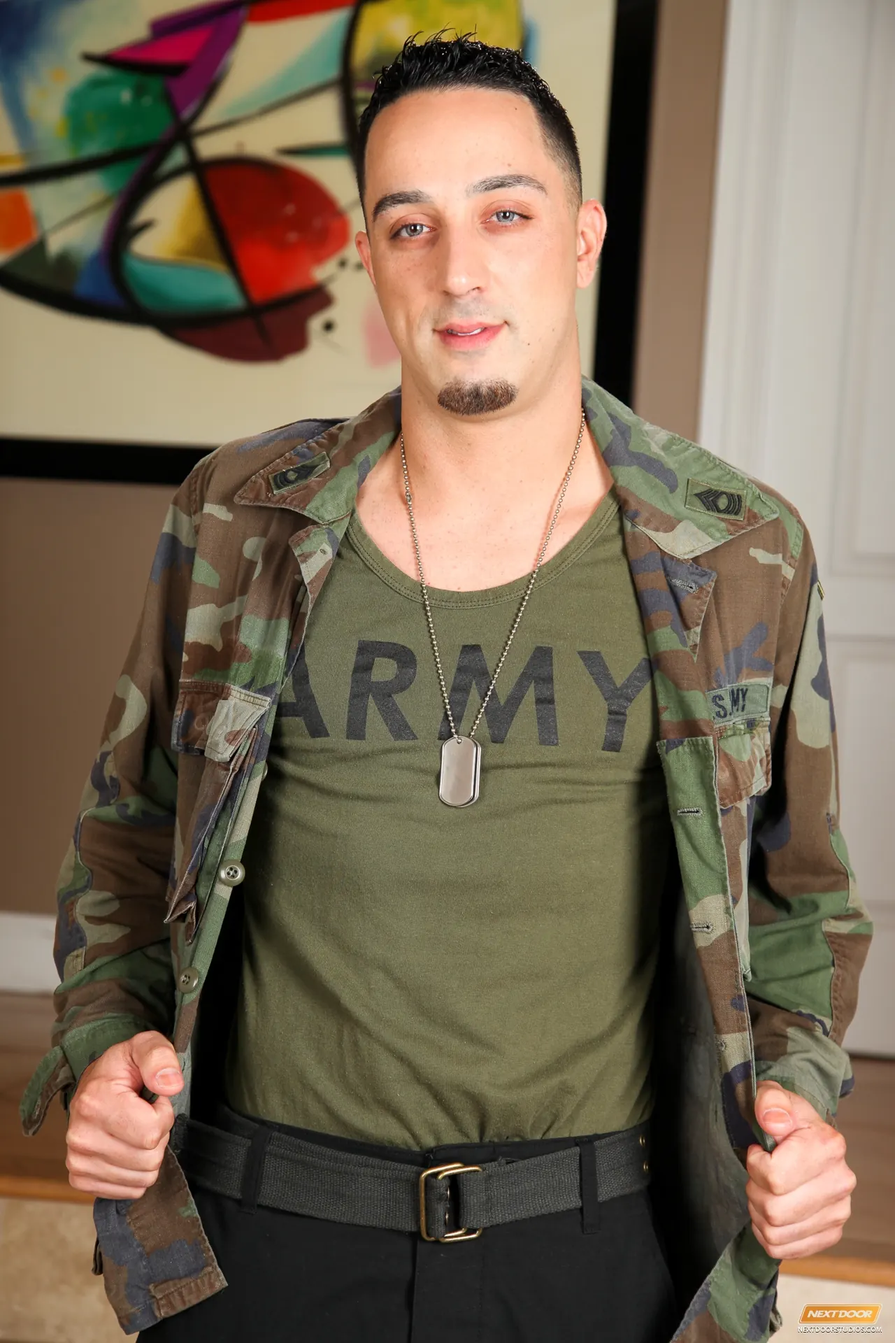 Next Door Studios 'Home Cumming' starring Andrew Fitch (Photo 4)