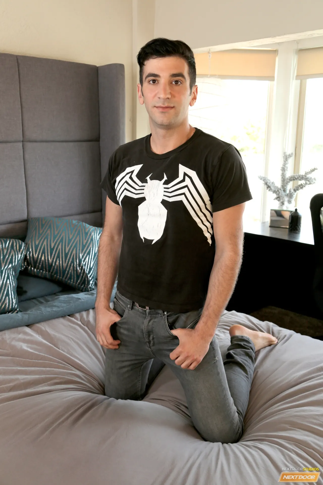 Andy Banks in 'Hard Crackin' Cop' from 'Next Door Studios' (Photo 1) Next Door Studios 'Hard Crackin' Cop' starring Andy Banks (Photo 1)