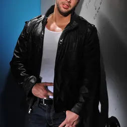 Anthony Russo in 'Next Door Studios' ANTHONY RUSSO (Thumbnail 4)