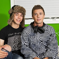 Ashton Rush in 'Next Door Studios' Dubsex (Thumbnail 1)