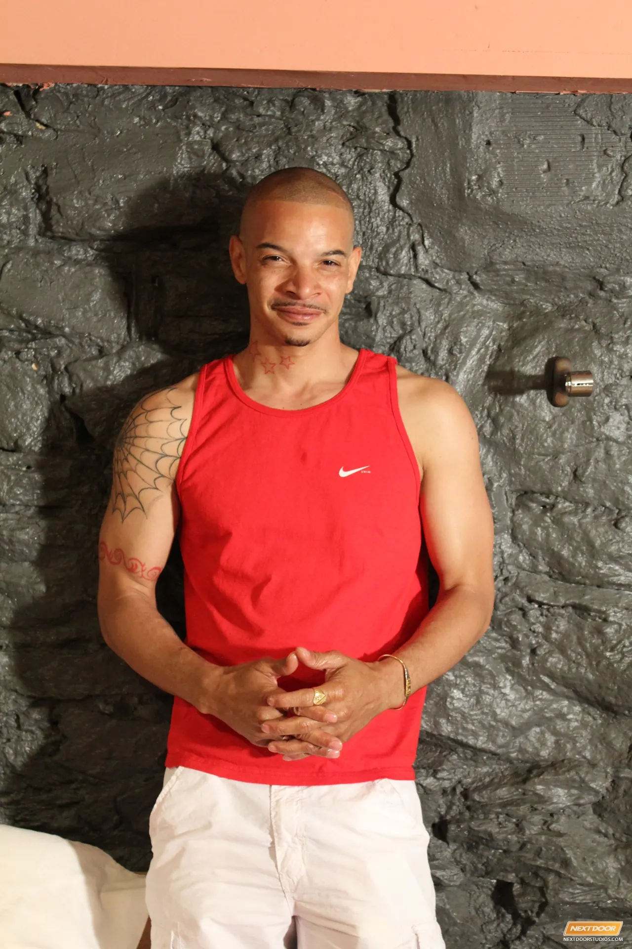 Next Door Studios 'Birthday Wake Up' starring Astengo (Photo 1)