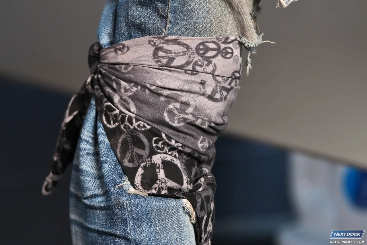 Next Door Studios 'Axel Wolf' starring Axel Wolf (Photo 20)