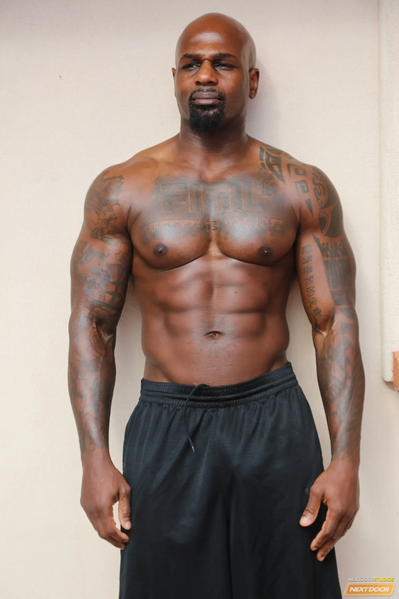 Next Door Studios 'Hard Muscles' starring Beau Reed (Photo 18)