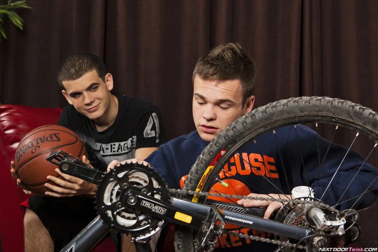 Blake Savage in 'Grinding Gears' from 'Next Door Studios' (Photo 6) Next Door Studios 'Grinding Gears' starring Blake Savage (Photo 6)