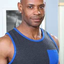 Brandon Jones in 'Next Door Studios' Just Popping In (Thumbnail 1)