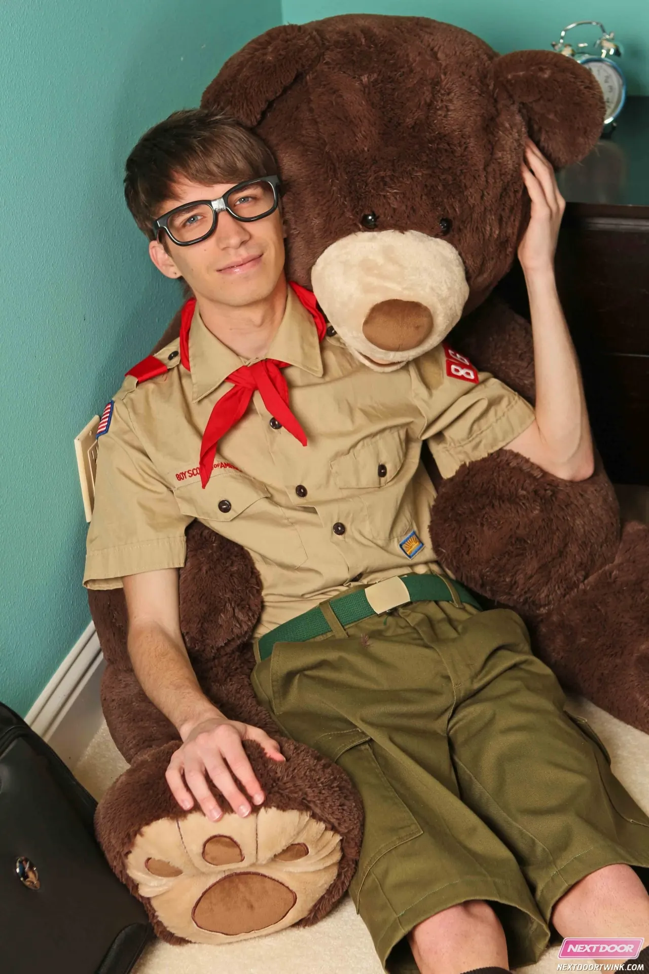 Next Door Studios 'Taste My Cookies' starring Brayden Michaels (Photo 1)