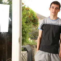 Bruno Sunshine in Bruno Sunshine (Photo 5) Bruno Sunshine in 'Next Door Studios' Bruno Sunshine (Thumbnail 5)