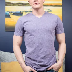 Carter Woods in Giving Back (Photo 1) Carter Woods in 'Next Door Studios' Giving Back (Thumbnail 1)