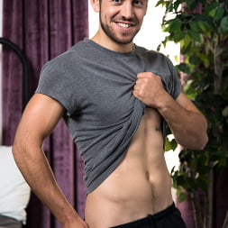 Charlie Pattinson in 'Next Door Studios' Roomie Rub Down (Thumbnail 1)