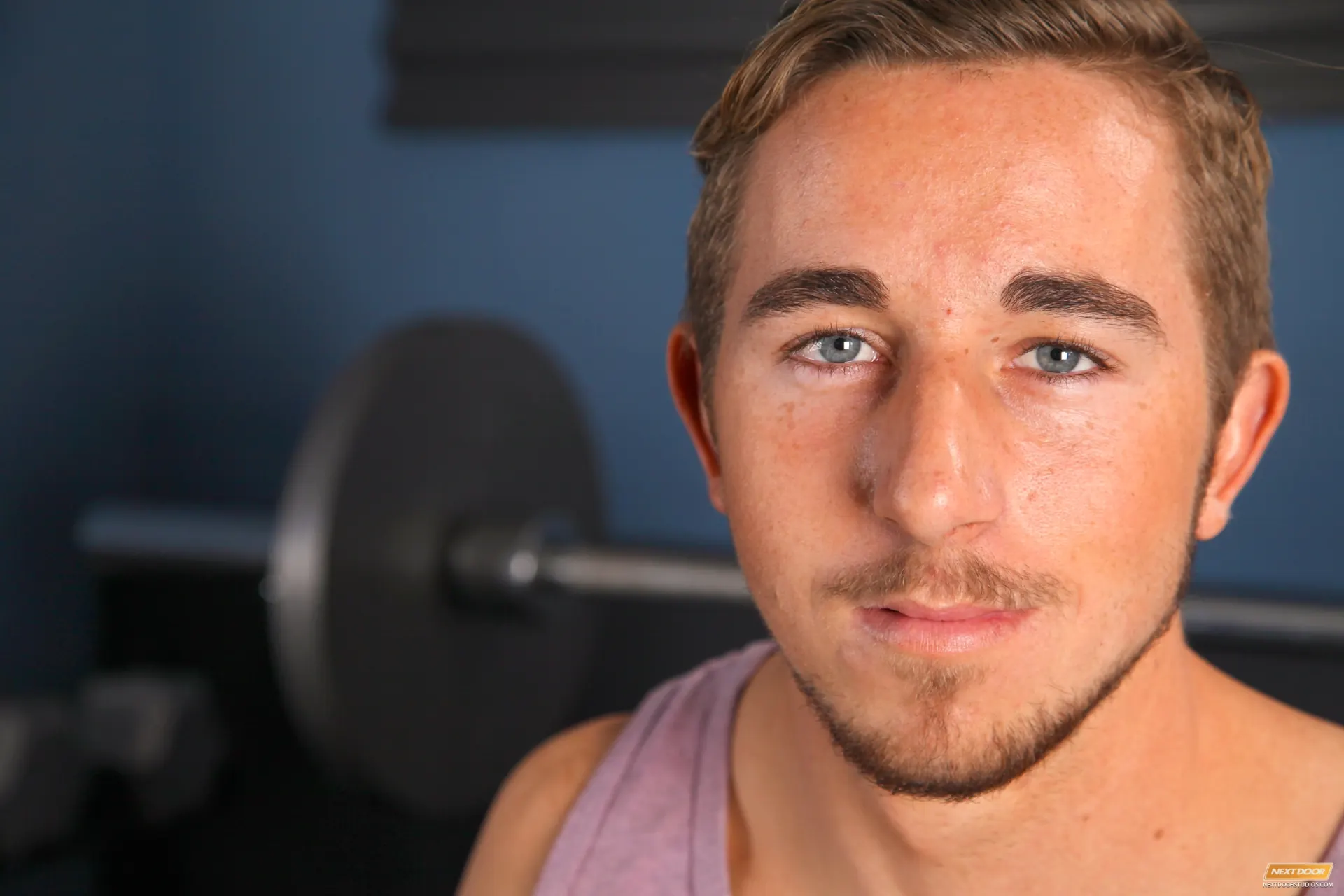 Next Door Studios 'Chris' starring Chris B (Photo 3)