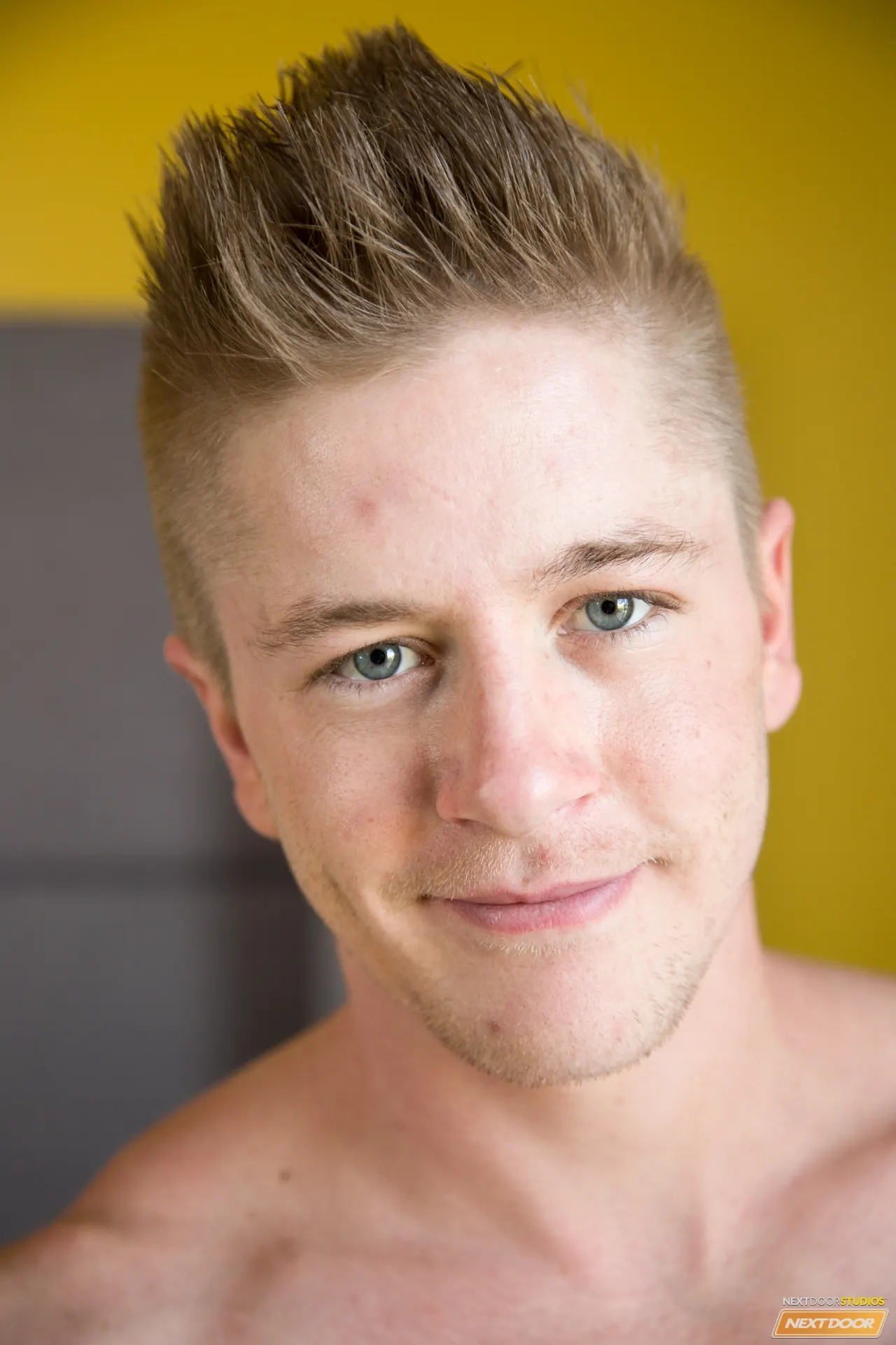 Next Door Studios 'Introducing Chris Jones' starring Chris Blades (Photo 6)