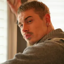 Chris Taylor in 'Next Door Studios' Chris Taylor (Thumbnail 1)