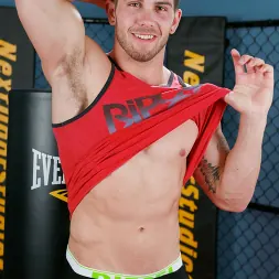 Chuck in 'Next Door Studios' The Return of Chuck (Thumbnail 6)