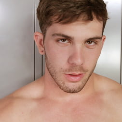 Chuck in 'Next Door Studios' The Return of Chuck (Thumbnail 24)