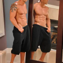 Cody Cummings in 'Next Door Studios' Cold Chillin' (Thumbnail 6)