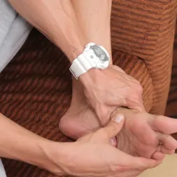 Cody Cummings in 'Next Door Studios' Fresh Beat (Thumbnail 4)