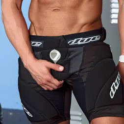 Cody Cummings in 'Next Door Studios' Having a Blast (Thumbnail 6)