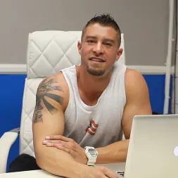 Cody Cummings in 'Next Door Studios' Private Office (Thumbnail 1)