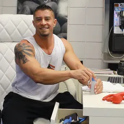 Cody Cummings in 'Next Door Studios' Private Office (Thumbnail 2)