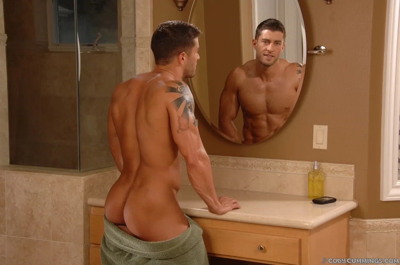 Next Door Studios 'Showered and Clean' starring Cody Cummings (Photo 12)