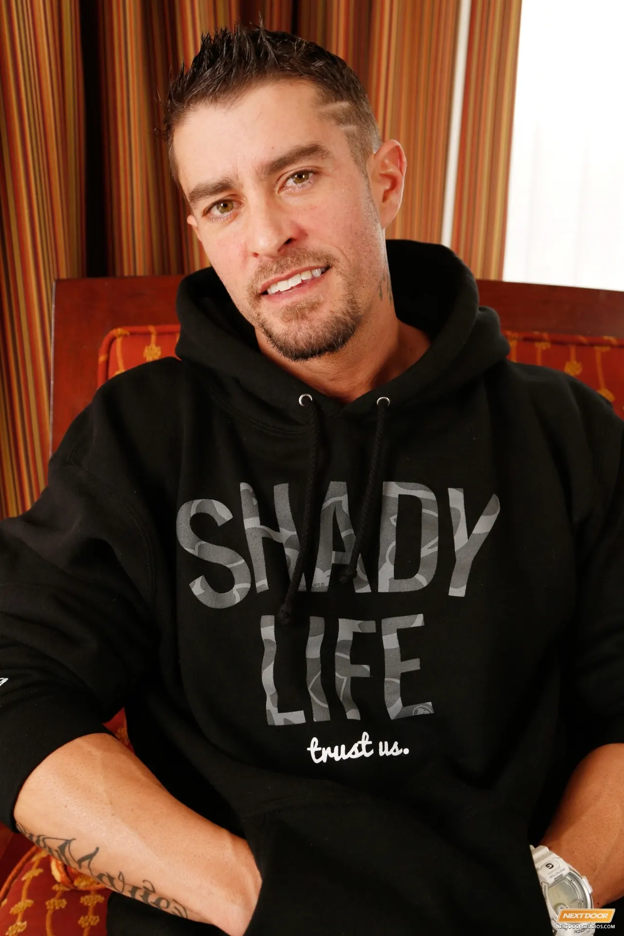 Next Door Studios 'The Soloist' starring Cody Cummings (Photo 4)