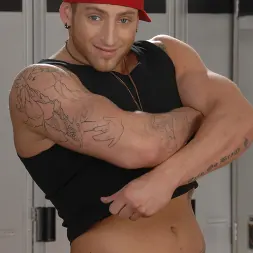 Cory Everlast in Cory Everlast (Photo 4) Cory Everlast in 'Next Door Studios' Cory Everlast (Thumbnail 4)