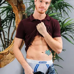 Dacotah Red in 'Next Door Studios' Rental Agreements (Thumbnail 8)