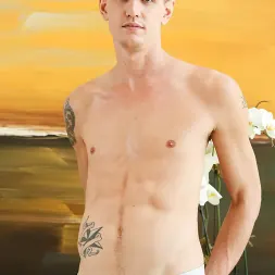 Damien Hyde in 'Next Door Studios' Best Friend Reunion (Thumbnail 12)