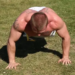 Damien West in 'Next Door Studios' Tight Ends (Thumbnail 8)