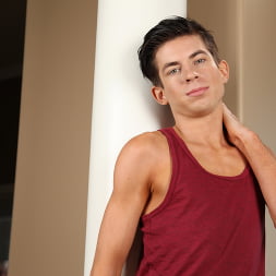 Daniel Ross in 'Next Door Studios' Daniel Ross (Thumbnail 2)