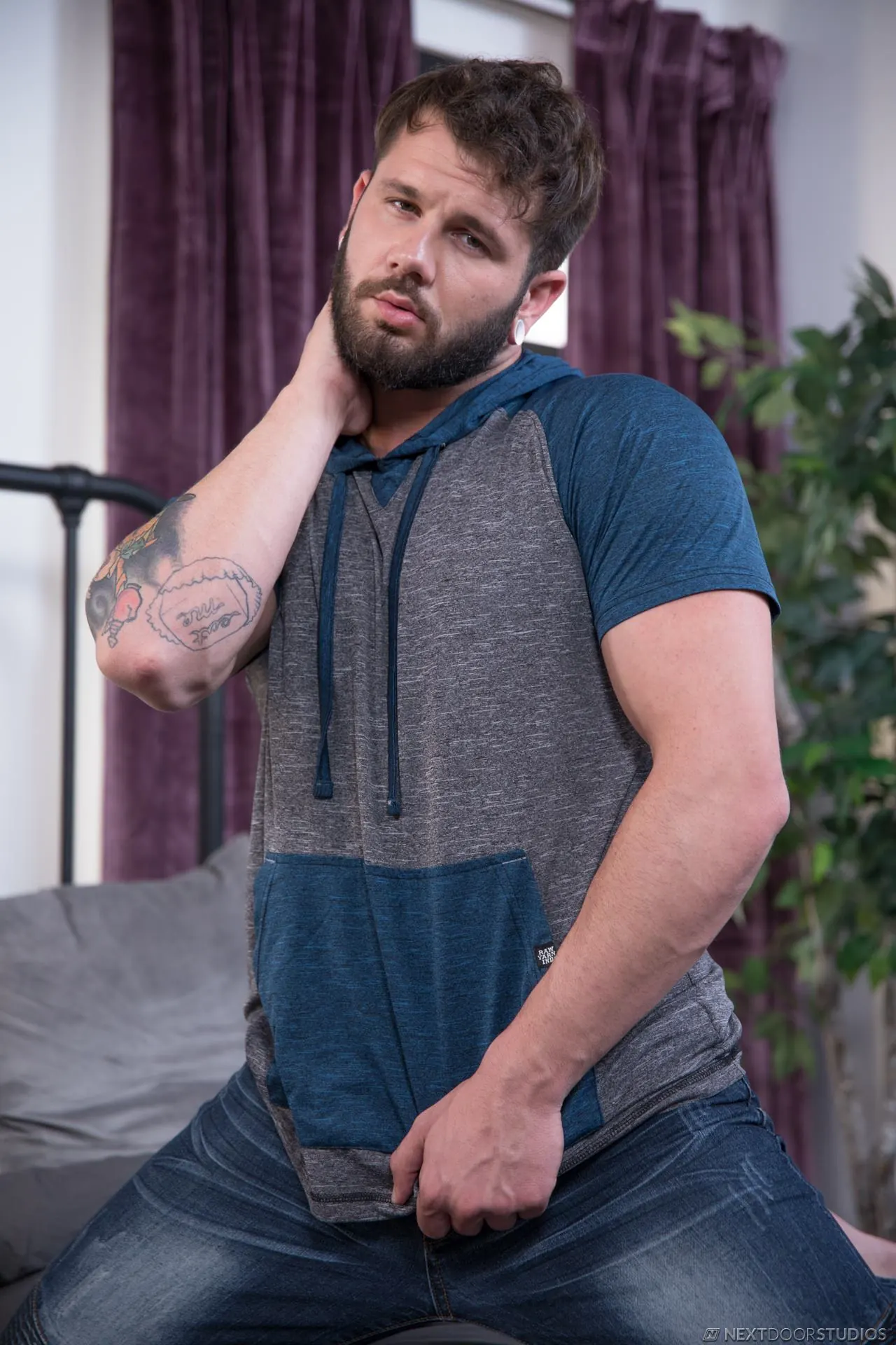 Next Door Studios 'Hard To Resist' starring Dante Colle (Photo 6)