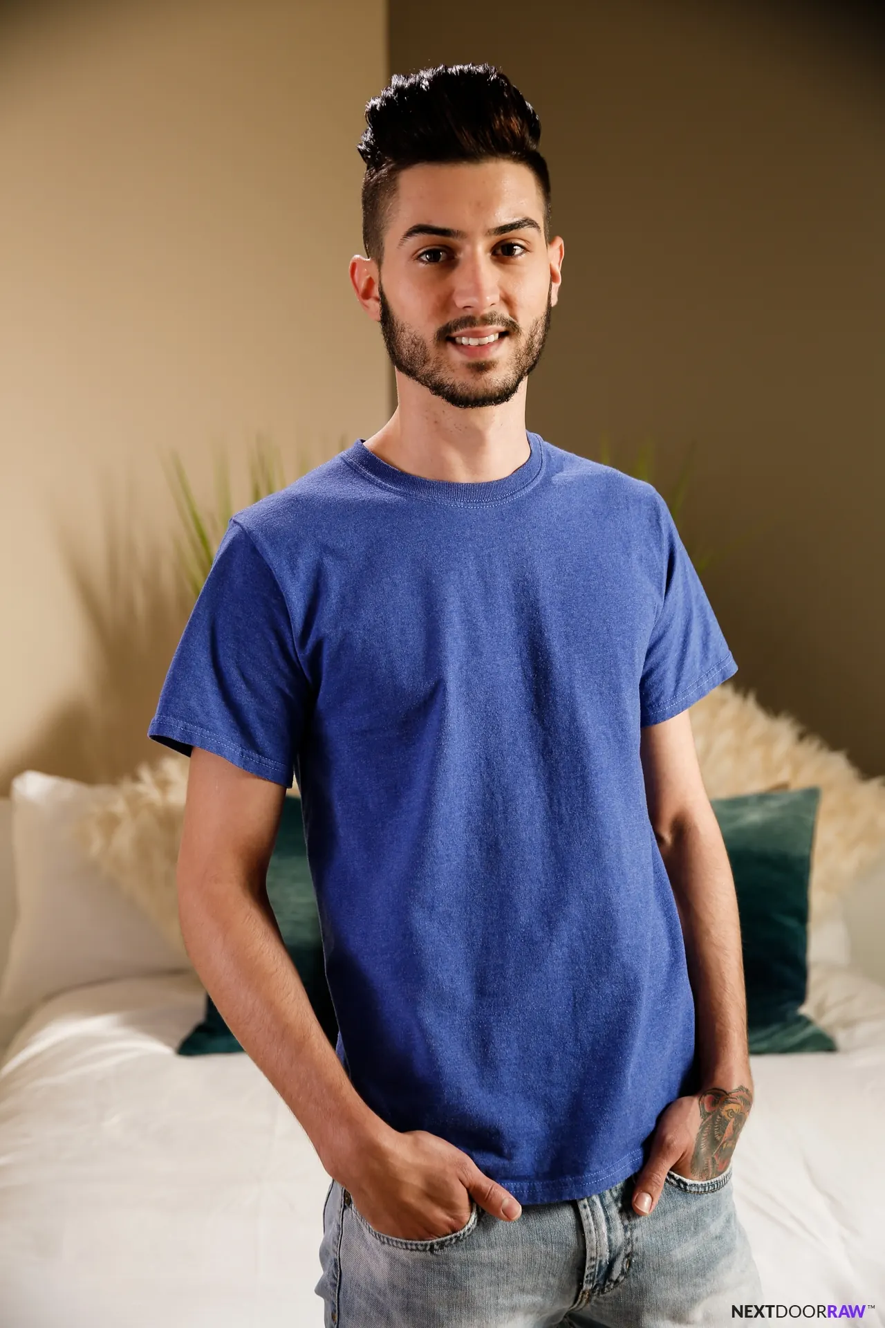 Next Door Studios 'Afternoon Delight' starring Dante Martin (Photo 5)