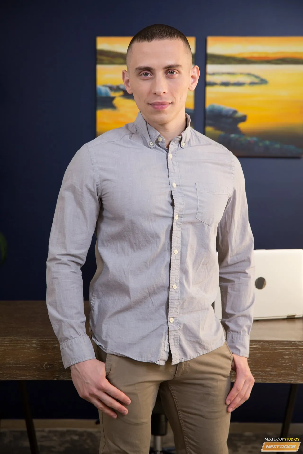 Next Door Studios 'Back With a Bang' starring Dante Martin (Photo 16)