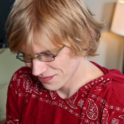 Dave Canon in 'Next Door Studios' Sneak-a-Peep (Thumbnail 1)