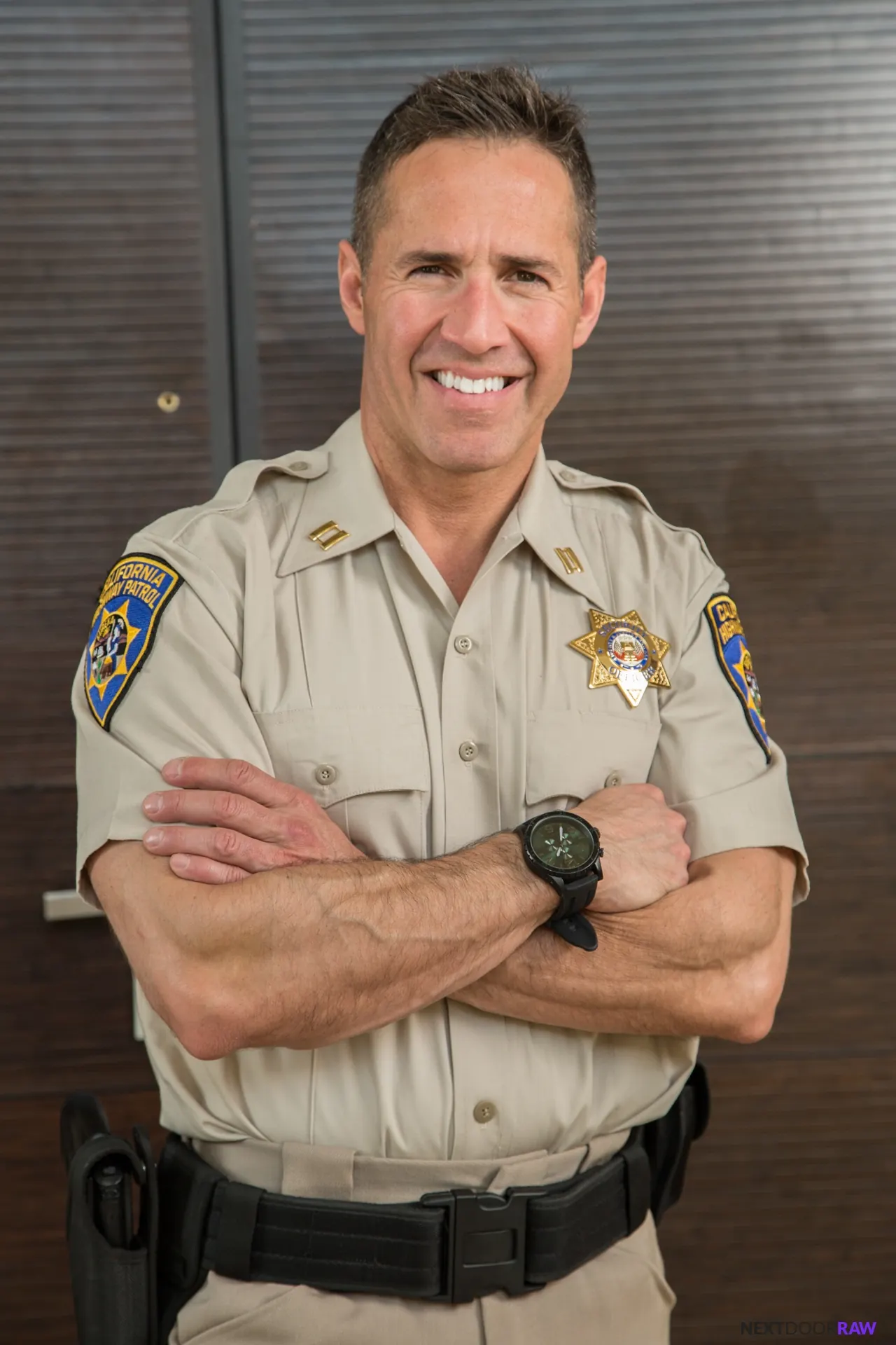 Next Door Studios 'Busting the Innocent' starring Dean Phoenix (Photo 3)