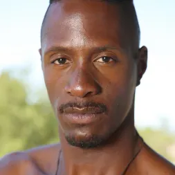 Derek Maxum in 'Next Door Studios' Derek Maxum (Thumbnail 10)