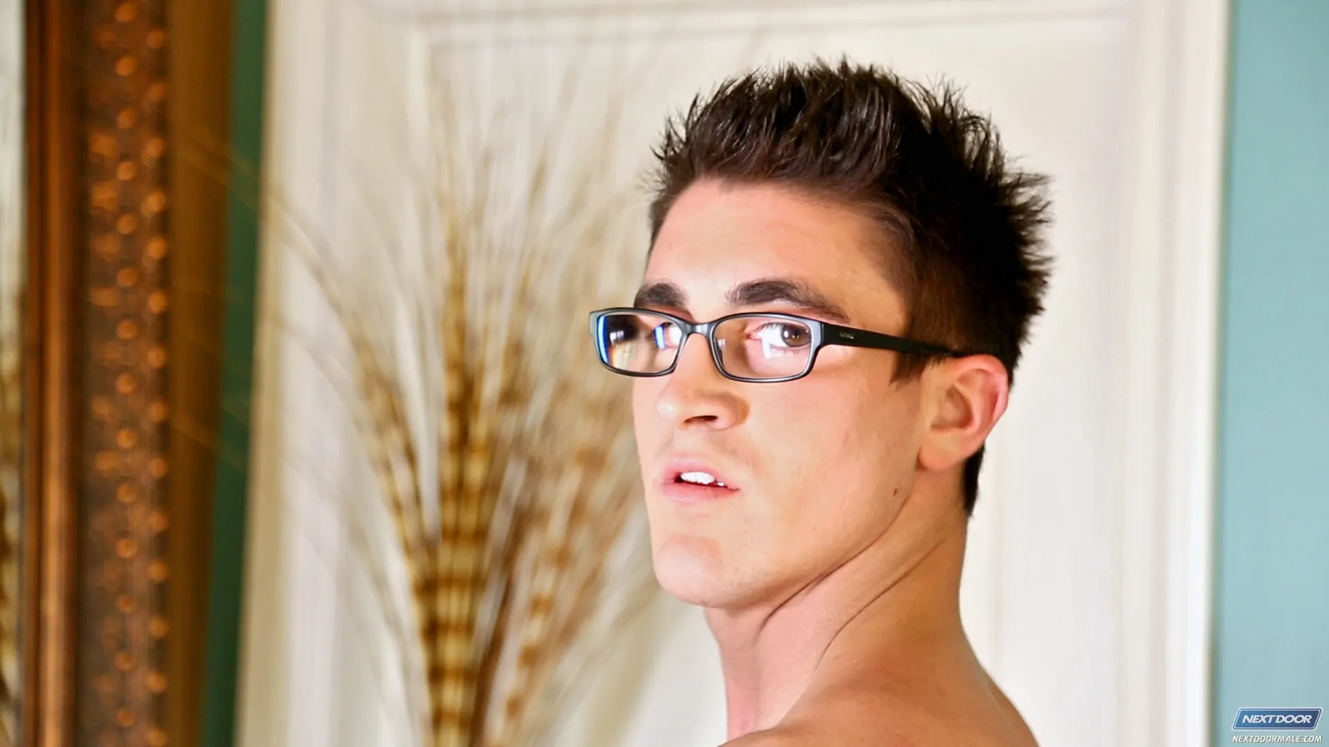 Next Door Studios 'Derrick Dime' starring Derrick Dime (Photo 12)