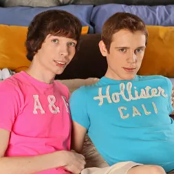 Devin Thilo in Special Member (Photo 1) Devin Thilo in 'Next Door Studios' Special Member (Thumbnail 1)