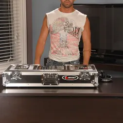 Dominic Pacifico in 'Next Door Studios' Pull On My Cable (Thumbnail 1)