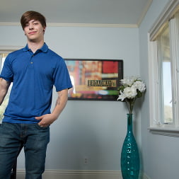Donnie Byski in 'Next Door Studios' Donnie Byski (Thumbnail 2)