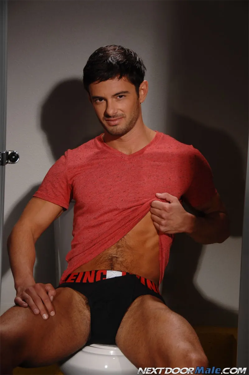 Donny Wright in 'Donny Wright' from 'Next Door Studios' (Photo 2) Next Door Studios 'Donny Wright' starring Donny Wright (Photo 2)