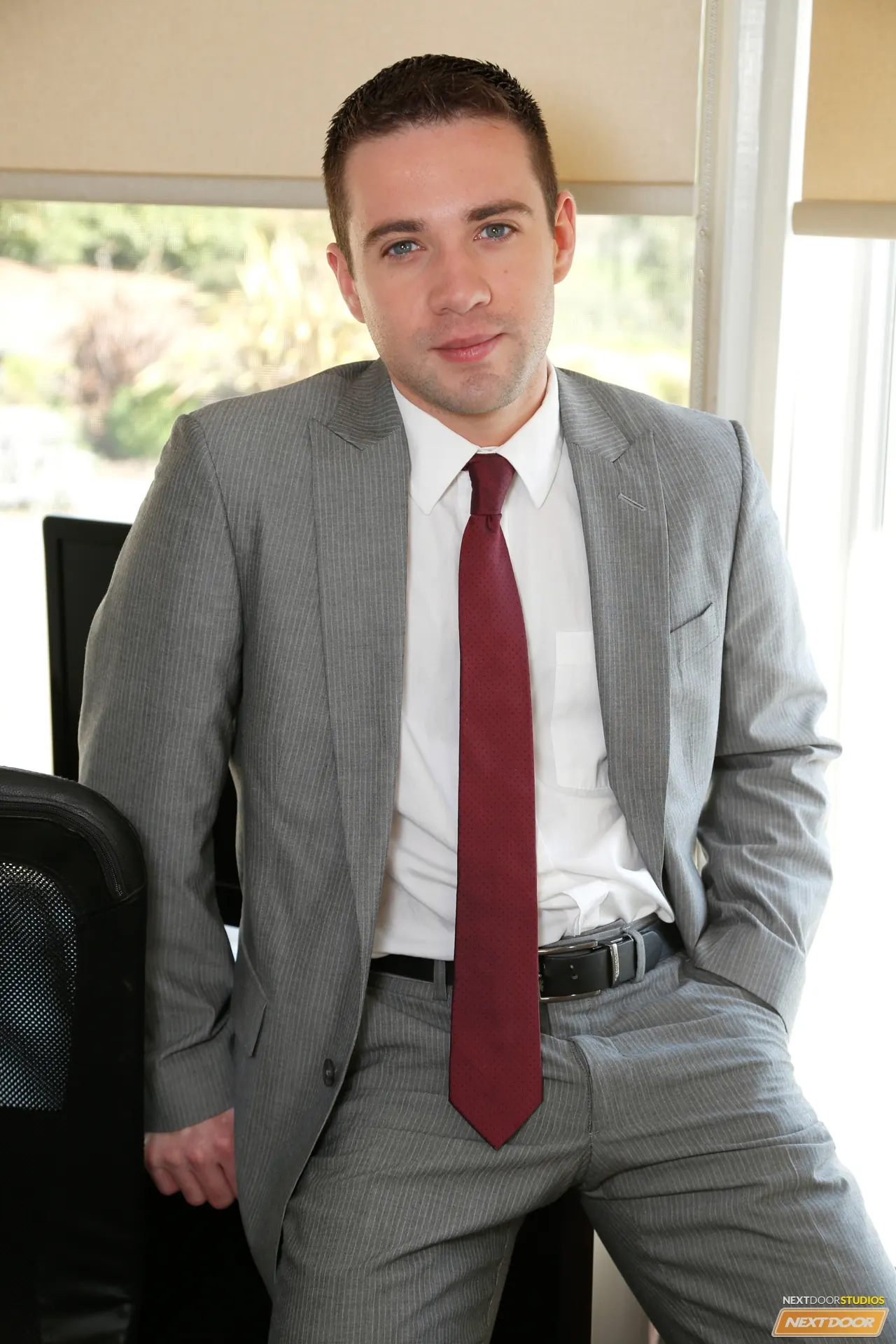 Next Door Studios 'Pro-Boner' starring Dylan Knight (Photo 1)