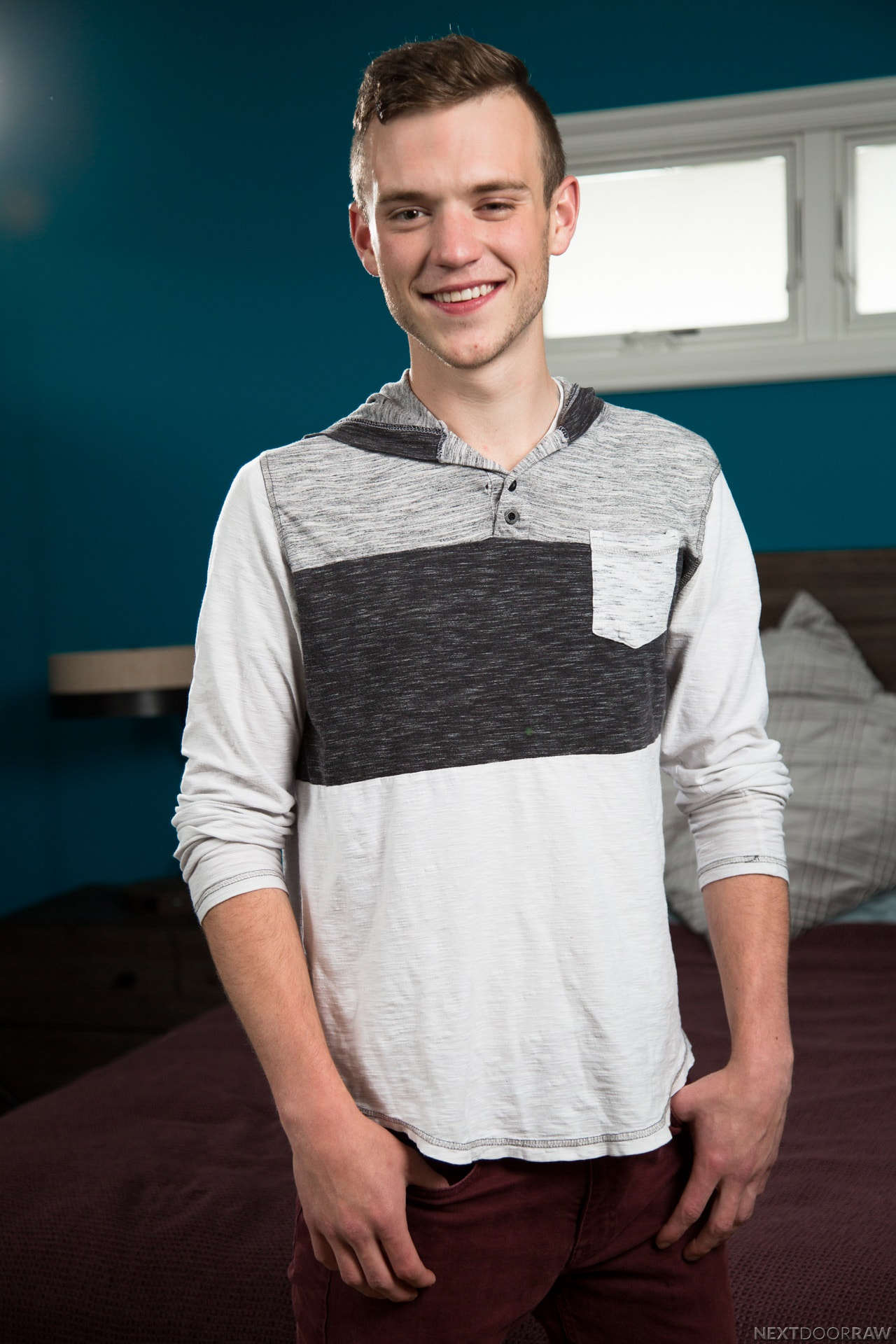 Elliot Finn in 'Next Door Studios' Caught in the Act (Thumbnail 1)