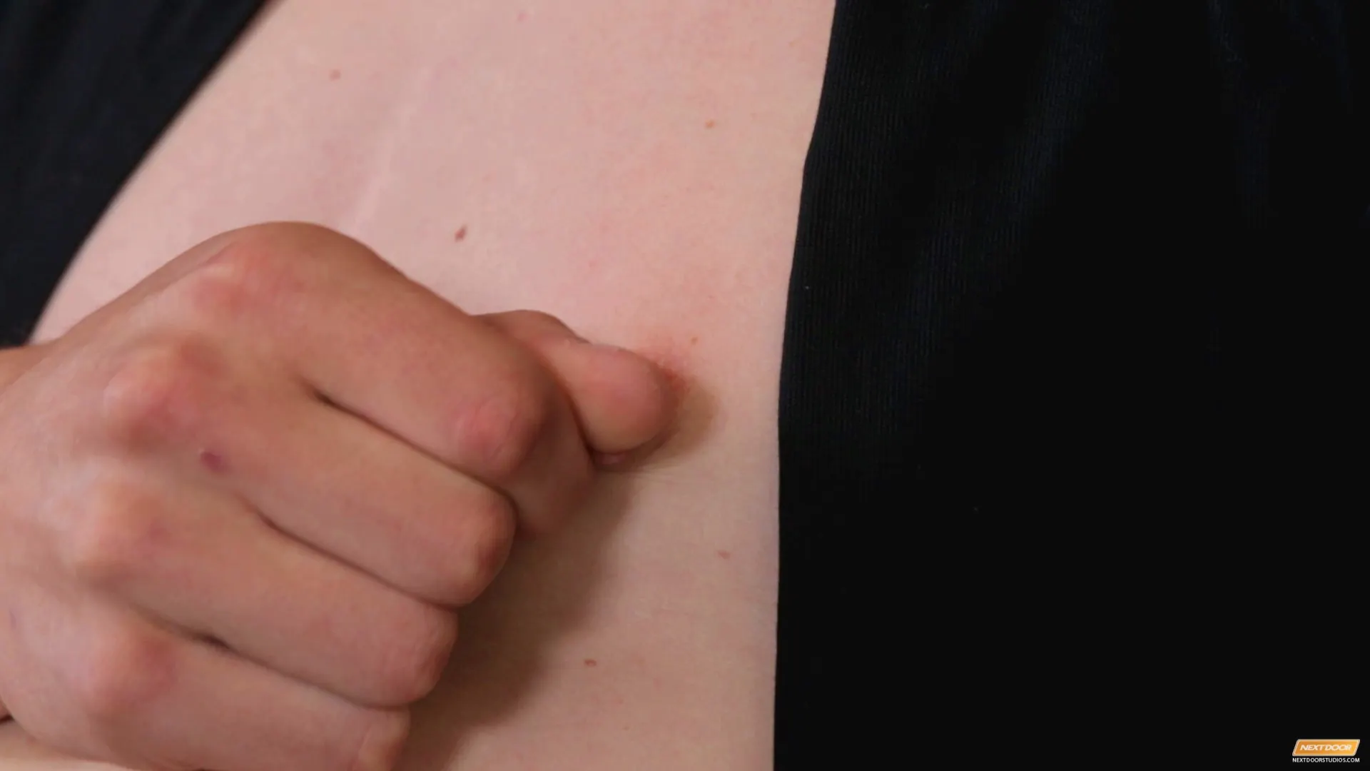 Ellis Barr in 'Ellis Barr' from 'Next Door Studios' (Photo 6) Next Door Studios 'Ellis Barr' starring Ellis Barr (Photo 6)