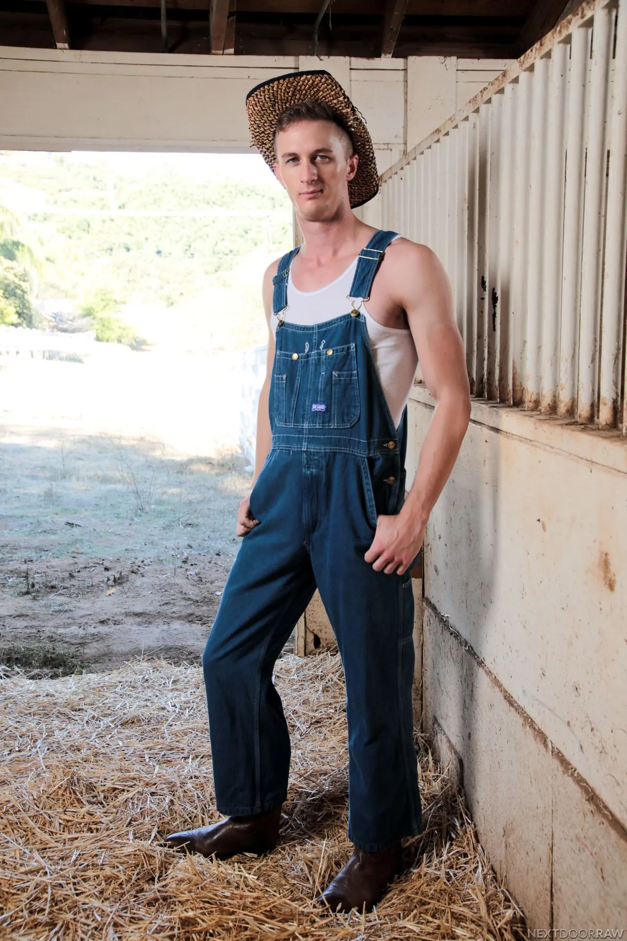 Next Door Studios 'Dirty Farm Hands' starring Elye Black (Photo 20)