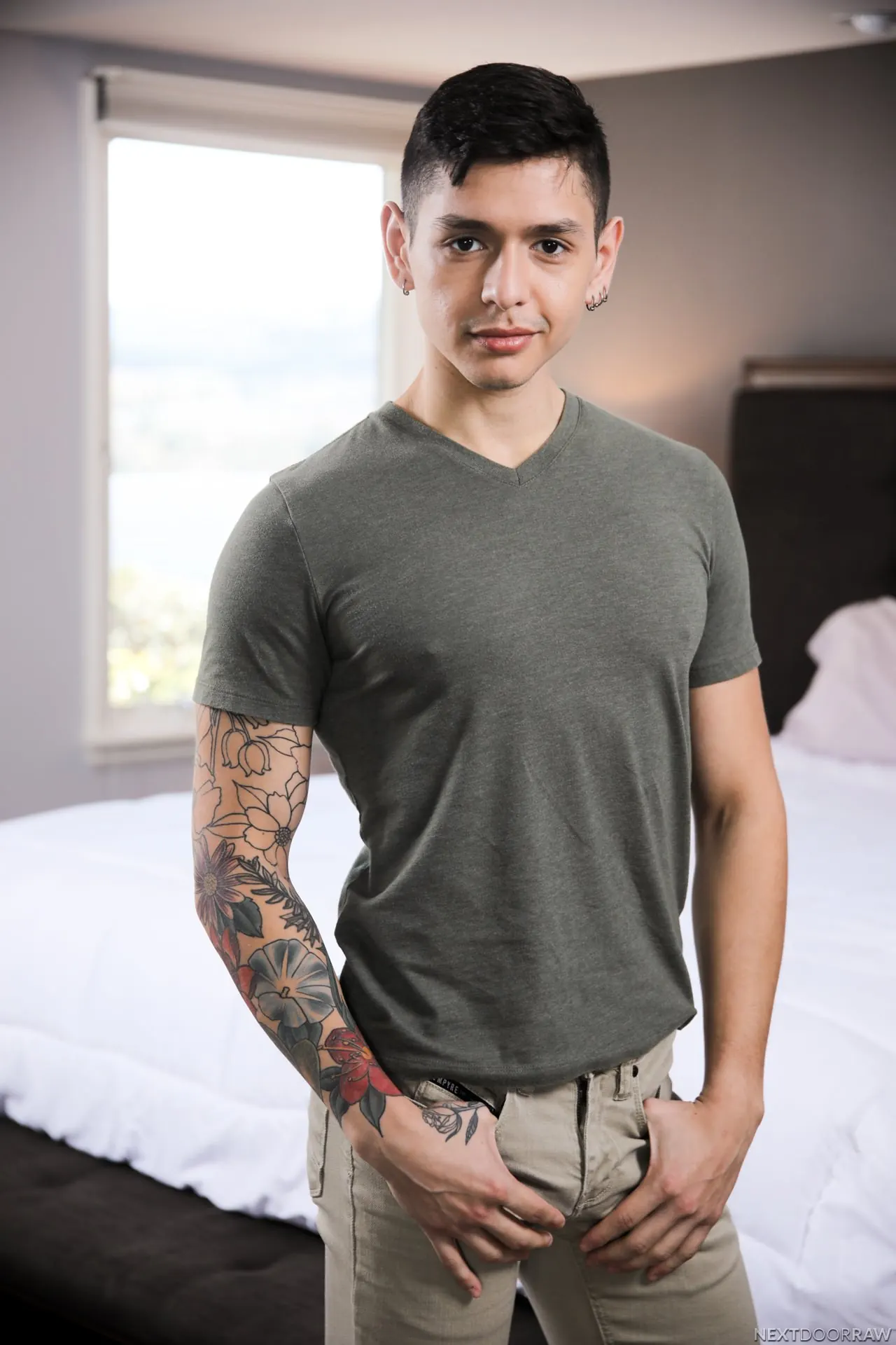 Next Door Studios 'Perfect Views' starring Elye Black (Photo 10)